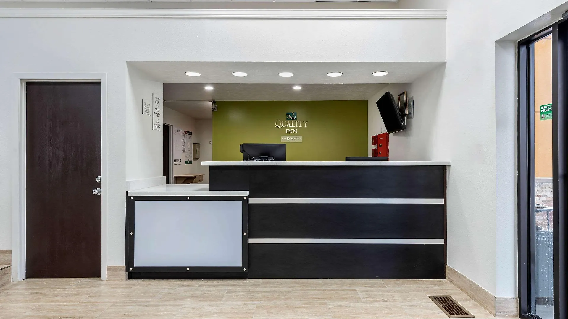 Quality Inn Coraopolis 2*,  ABD